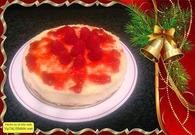 TARTA DE YOGURT CON FRAMBUESAS TARTA DE YOGURT CON FRAMBUESAS