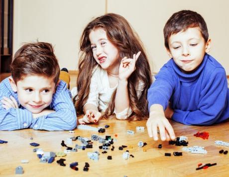 shutterstock_526857712 Claves en el desarrollo de la autoestima infantil: ¿cómo potenciarla?