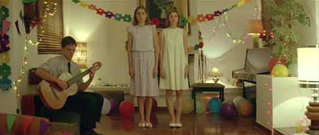 DOGTOOTH (Giorgos Lanthimos, 2009)