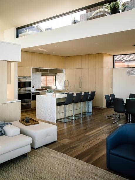 Casa Minimalista de Hormigon , en la Costa de California