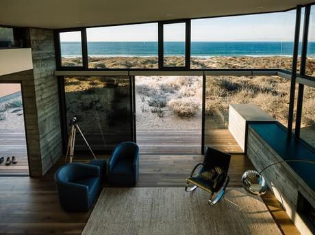 Casa Minimalista de Hormigon , en la Costa de California