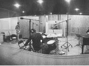 Joan Villalonga versiona Beatles anuncia single