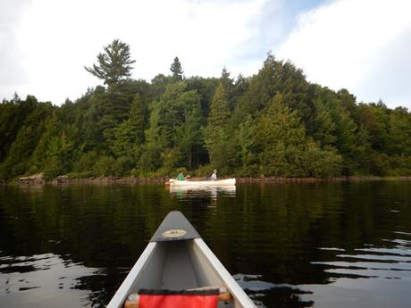 Ruta en canoa por el Algonquin Provincial Park: Rock Lake – portage – Pen Lake – campamento