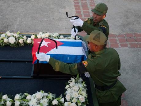 La escolta de Fidel. Foto: Fernando Medina/Cubahora