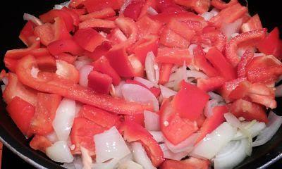 Tortilla de Níscalos  ( Rebullones ) y Pimientos Rojos