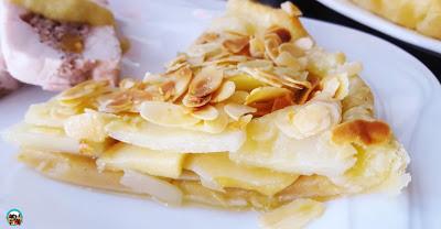 Pastel de hojaldre con papas y manzanas