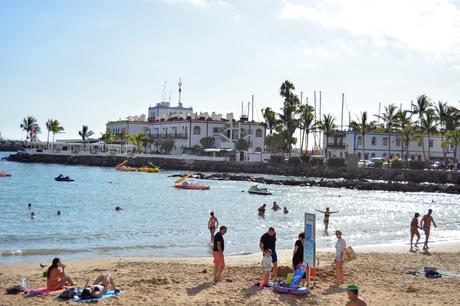 look_en_azul_con_nuevos_botines_2 puerto-de-mogán-gran-canaria-moda