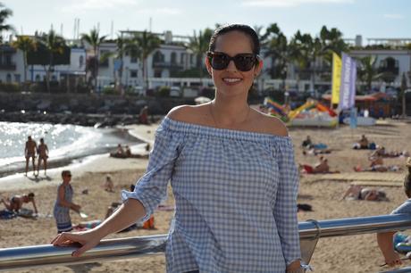 look_en_azul_con_nuevos_botines_4 top-vichy-mango-azul-blue