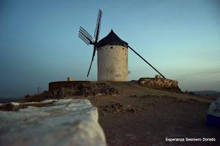 ATARDECER EN EL CORAZÓN DE LA MANCHA