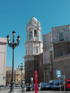 Diferentes perspectivas de la Catedral de Cadiz