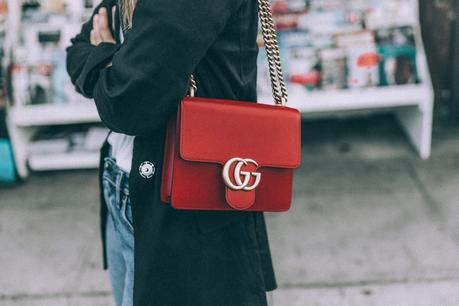 red_bag-snake_boots-gucci-levis-jeans-denim-iro_paris-black_blazer-los_angeles-la-fairfax-outfit-street_style-collage_vintage-35