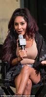 Snooki y JWoww l presumen de delantera mientras promocionan Moms With Attitude