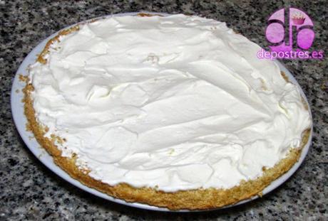 TARTA DE FRESAS CON NATA