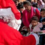 Realizan posada navideña para niños con cáncer en el Hospital Central