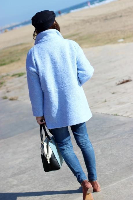 Abrigo azul bebé de GAMISS Abrigo azul bebé de GAMISS