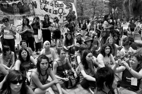 Mujeres: Textos sobre lucha y emancipación en latinoamérica y el mundo 🌎✨