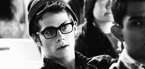 20 Incómodos momentos que sólo una persona con miopía ha experimentado. - 8