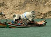 formas PELIGROSAS transportar cosas… puede llegar ingenio…!