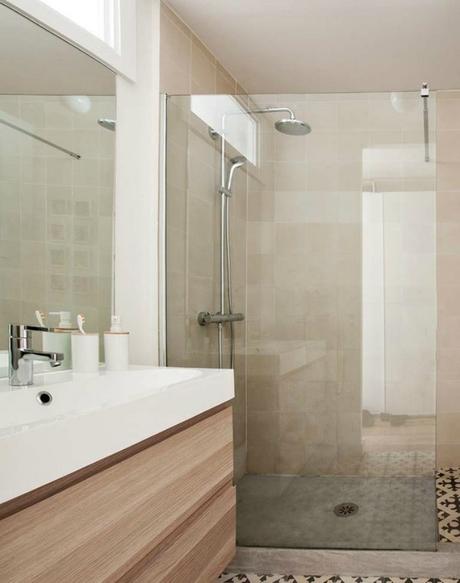 Ventajas de elegir mamparas de baño en lugar de cortinas