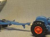 Tractor acoplado