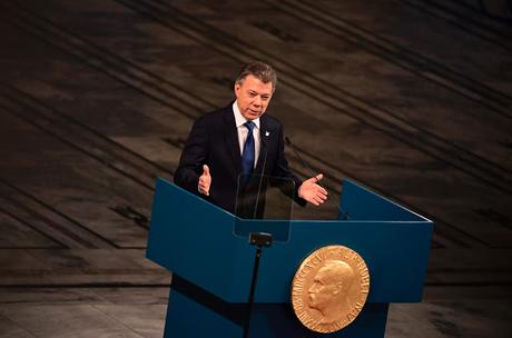 JUAN MANUEL SANTOS RECIBE EL NOBEL DE PAZ 2016
