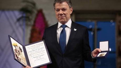 El presidente Santos recibió su Premio Nobel de la Paz 1481370447_133792_1481379430_noticia_fotograma