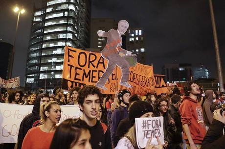 Brasil: donde la crisis lejos de parar, crece 1473384799_058378_1473386726_noticia_normal