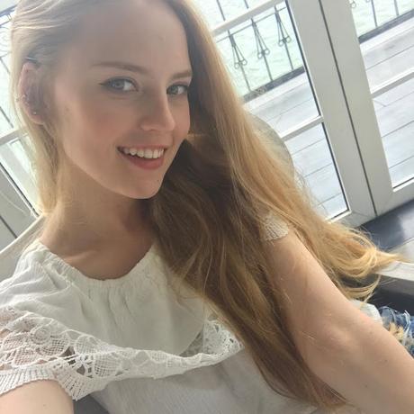 Oksana Neveselaya Profesora de Matemáticas