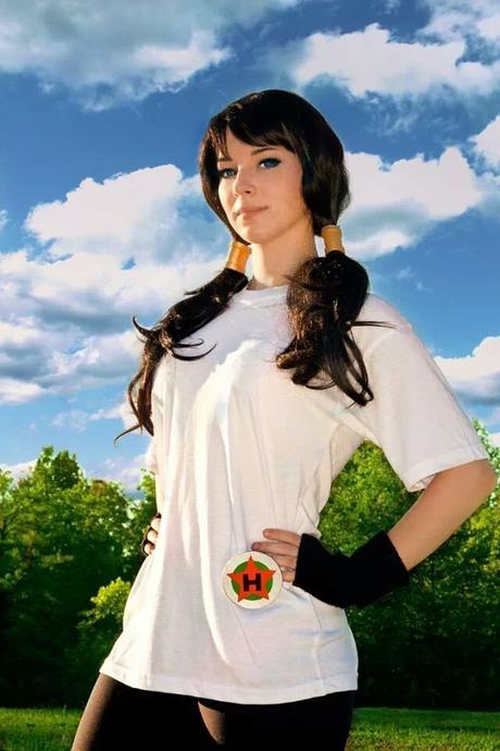 Enji Night boludea haciendo cosplays