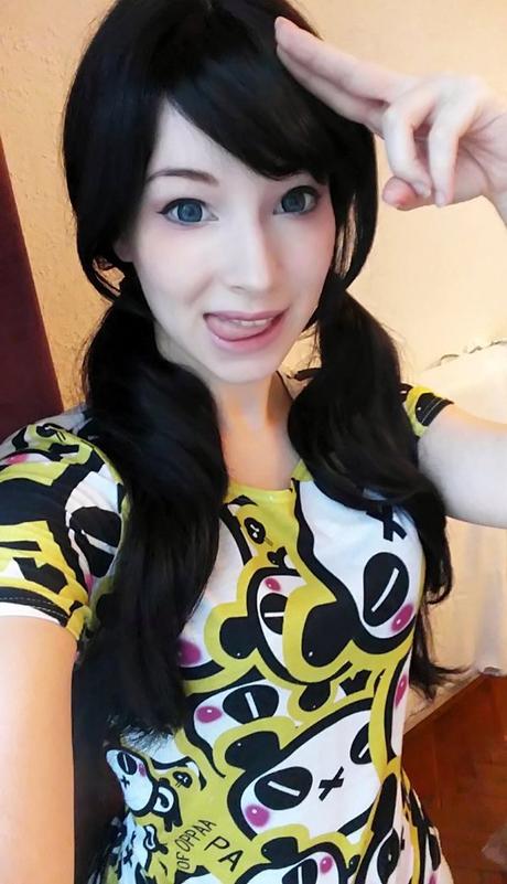 Enji Night boludea haciendo cosplays