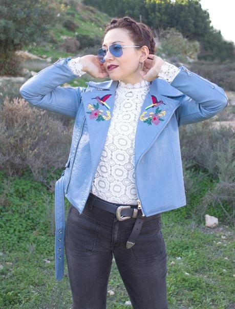 melange_boutique_blog_dresslily_selfportrait_lace_blouse_blue_embroidered_biker_jacket_zaful_braids_hairstyle_aviator_sunglases_zerouve