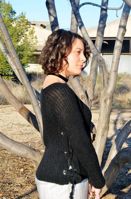 Falda plateada plisada