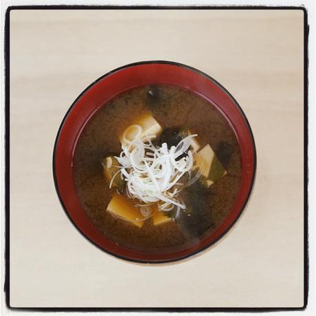 Recetas japonesas: Como preparar Sopa de Miso con Tofu y Wakame | Taka Sasaki