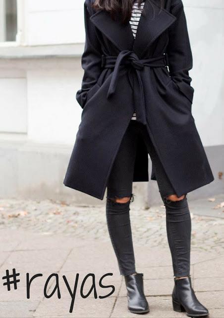 http://www.loslooksdemiarmario.com/2016/12/5-formas-de-llevar-abrigo-negro.html