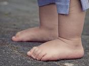 Bebés descalzos