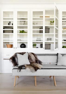 Blanco y Negro Rustico con Toques Escandinavos