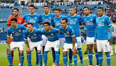 Hipnotista ofrece sus servicios al Cruz Azul