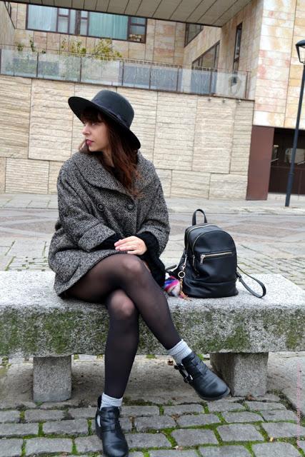 SOMBREROS! SOMBREROS!