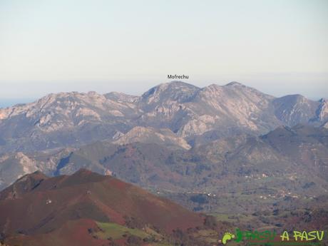 Vista del Mofrechu desde el Niañu