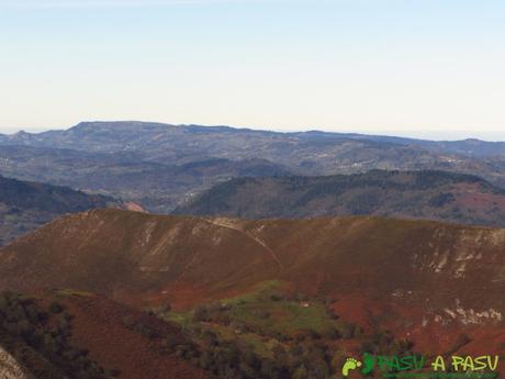 Vista del Pico Fario desde el Torre en Piloña