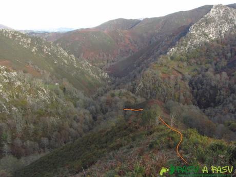 Loma descendiendo a la Majada Ordiales, Piloña