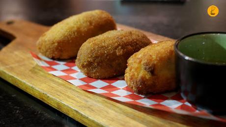 Croquetas variadas El Trajín Madrid