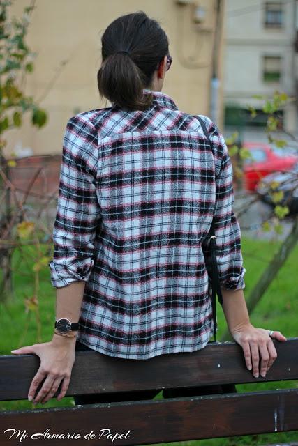 Outfit: Blusa Cuadros Bordada