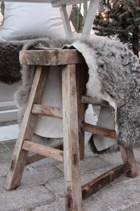 Un invierno natural taburete-madera-vintage