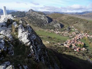 Llombera-Cueto San Mateo-La Formosina-Peña Chafariza