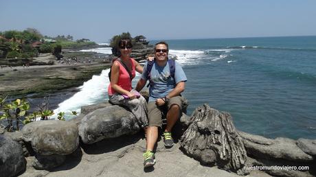 Bali; el Templo de Tanah Lot y las playas de Kuta