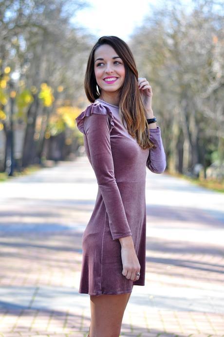 LOOK DE NAVIDAD: VESTIDO DE TERCIOPELO + SHOK BOOTS