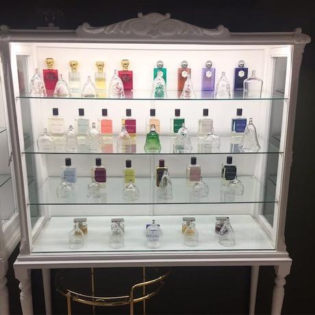 la basílica galería perfume nicho