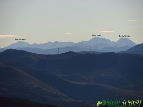 Vista de Ubiña desde la Bobia