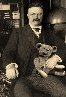 Theodore Roosevelt y el osito Teddy.